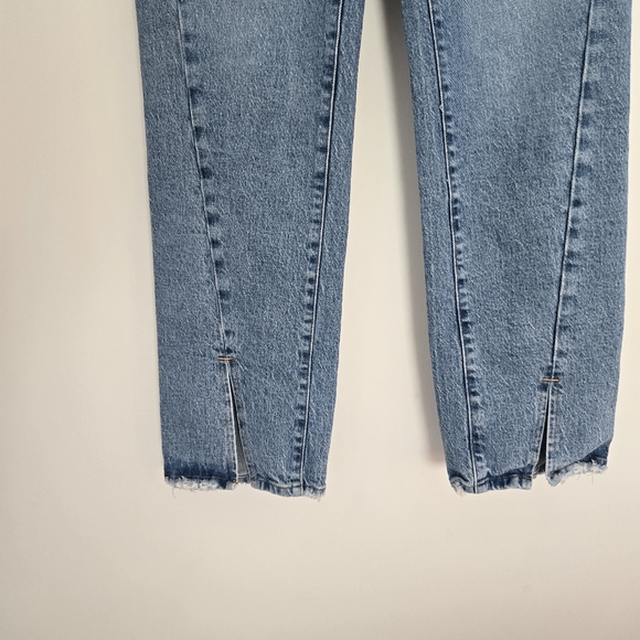 Good American Tall Straight Leg Front Hem Split Jeans - Picture 3 of 7